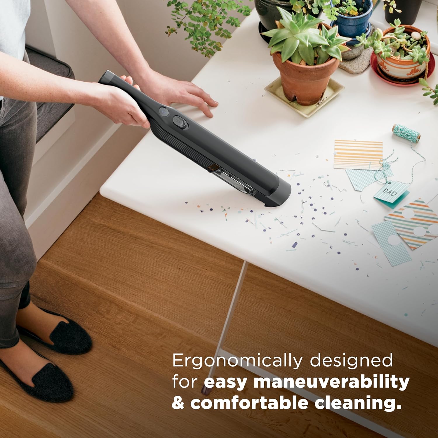 Shark WANDVAC Cordless Hand Vac, Lightweight, Versatile and Portable at 1.4 lbs., Powerful Suction for Pet Hair, Charging Dock, One-Touch Empty for Car & Home, Duster Crevice Tool, Black, WV201BK